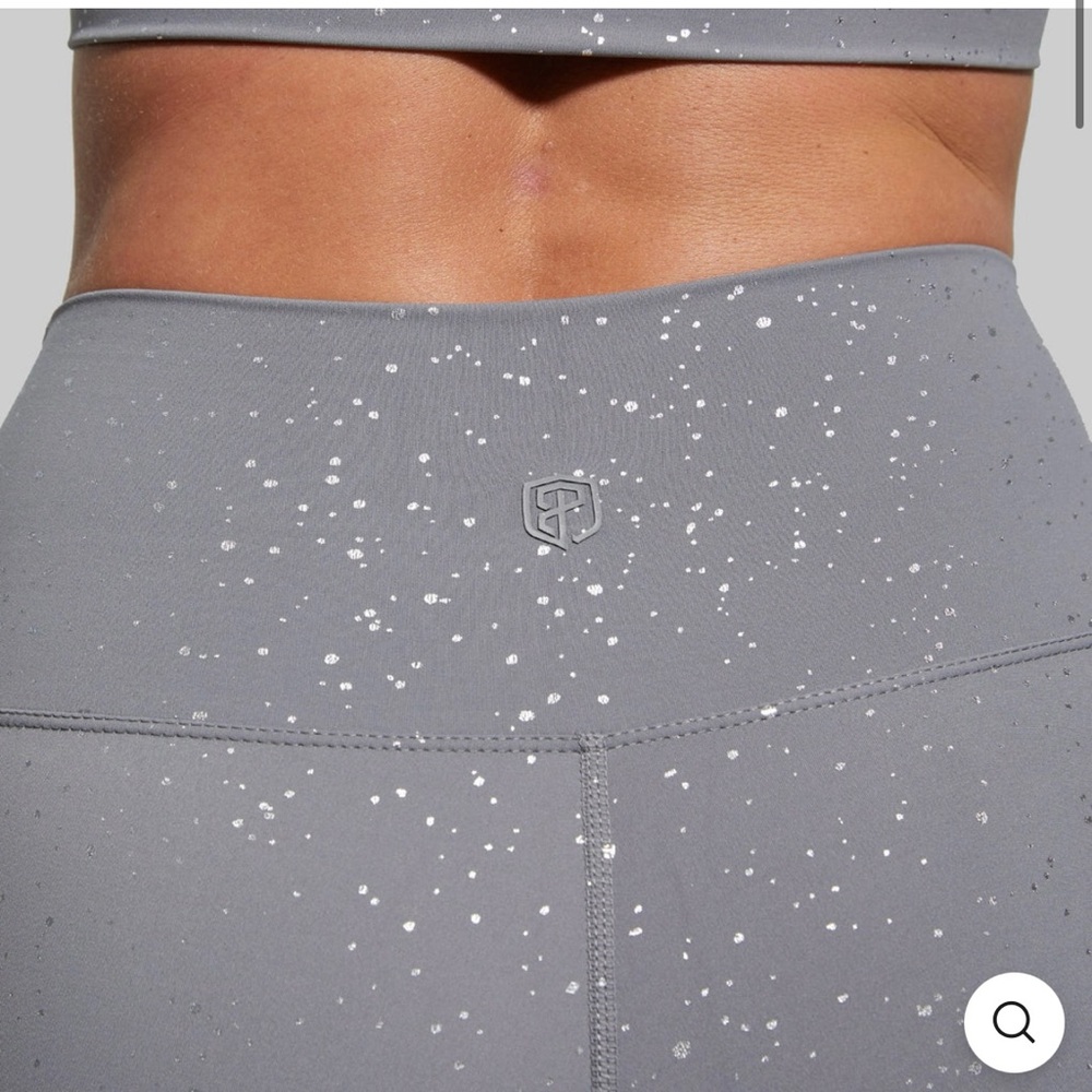 BORN PRIMITIVE  Synergy  Leggings  silver SIZE: XS NWT - Picture 5 of 15